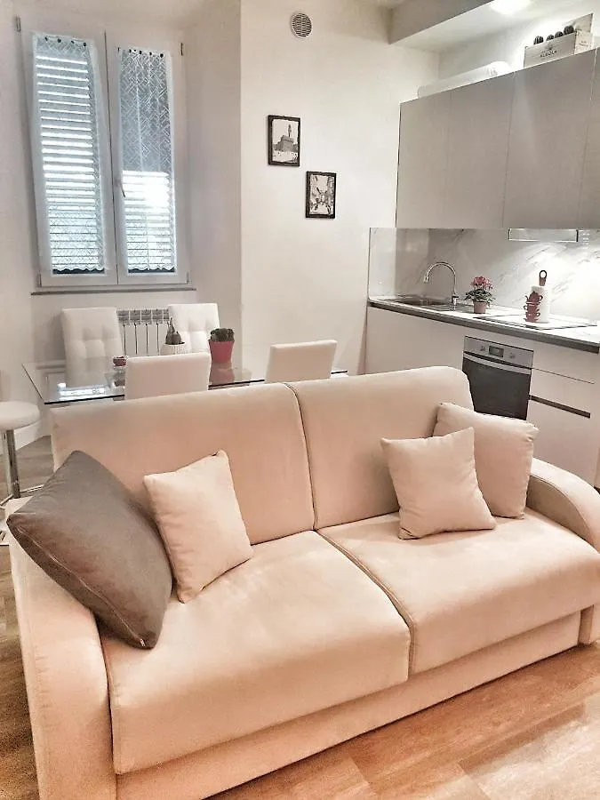 Leopolda Suite Firenze 0*,  Italia